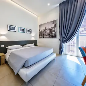 ** Guest house Squares Italy